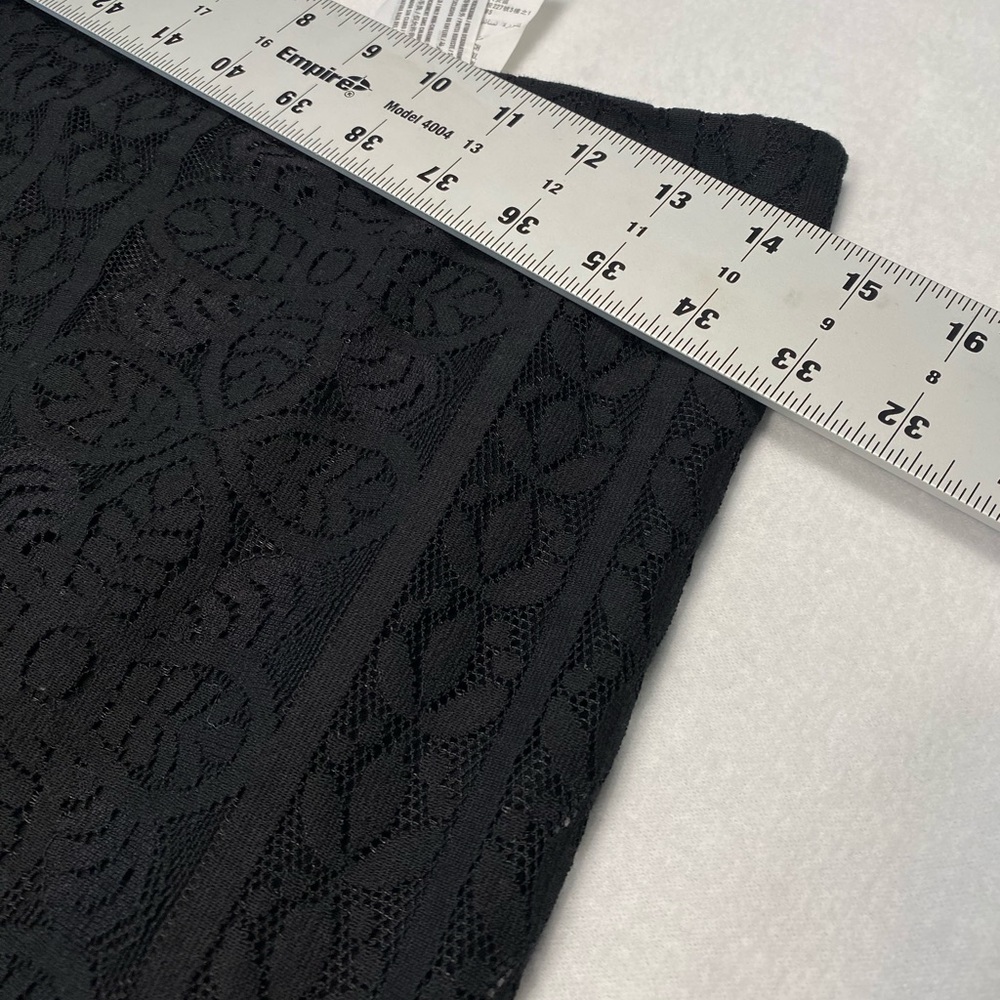 2/$30 NWT American Eagle Black Lace Overlay Zip Up Mini Skirt Size 5 #0719 - Picture 8 of 9
